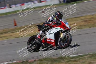 media/Aug-26-2022-Fastrack Riders (Fri) [[055e3b3c9d]]/Level 3/Session 4/Speed Pans/